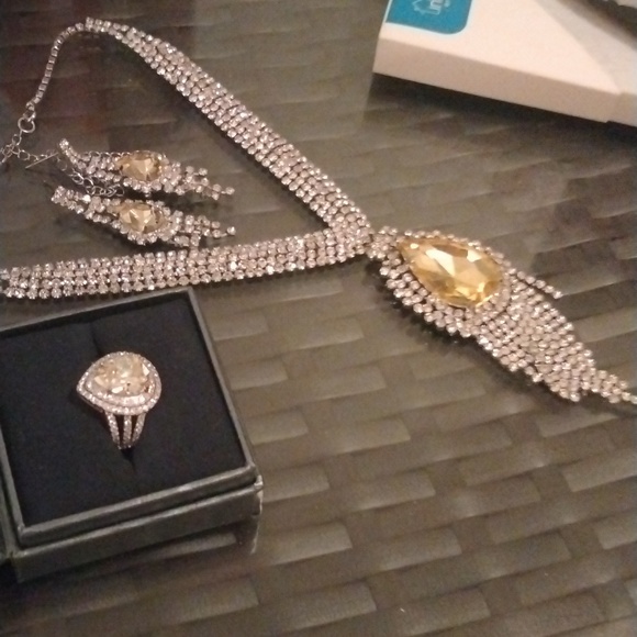 Sterling Silver Yellow Diamond Ring Size 7 - Picture 2 of 3